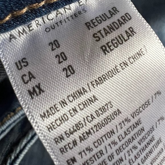 AMERICAN EAGLE Super Hi Rise Flare Bohemian Blue Jeans Retro-Inspired Size 20 - Picture 10 of 15